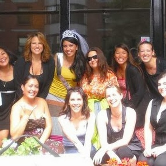 Meet your Posher, Jessica - Picture 1 of 1